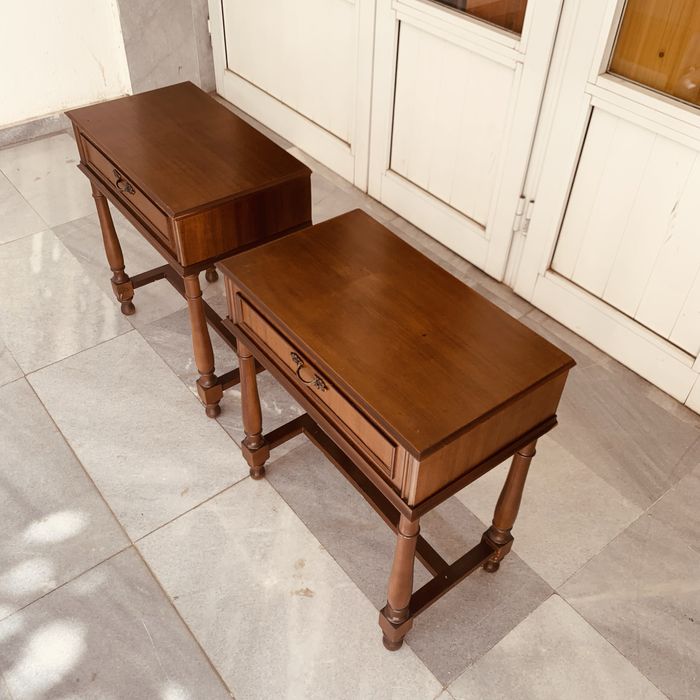 Италиански нощни шкафчета от 70-те/80-те