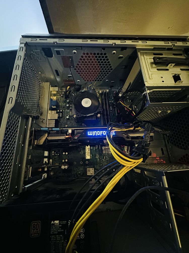Видео карта GIGABYTE GeForce GTX 970 4GB G1 Gaming