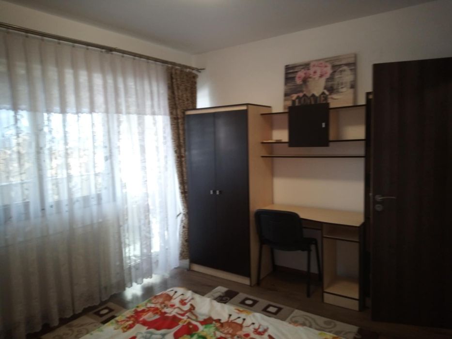 Închiriez garsonieră zona autogară