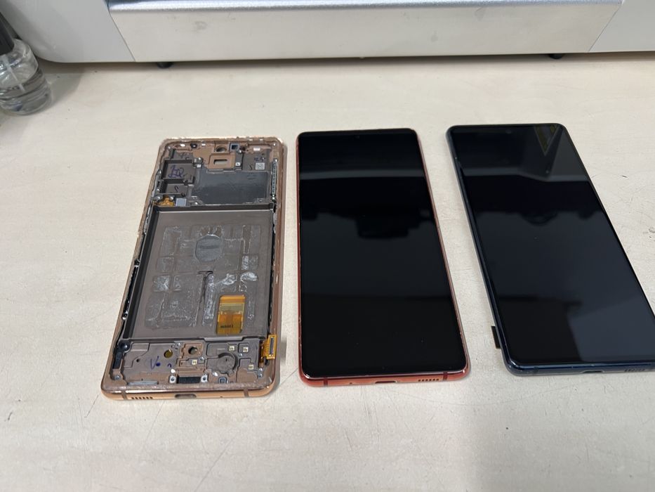 Display samsung s20fe original / garantie / montaj pe loc