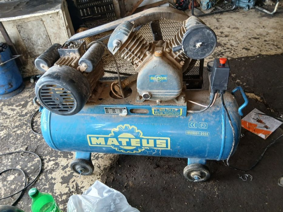 Компрессор продам