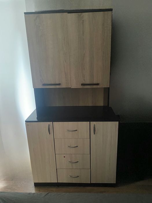 Vând URGENT Dulap cu sertare pentru haine