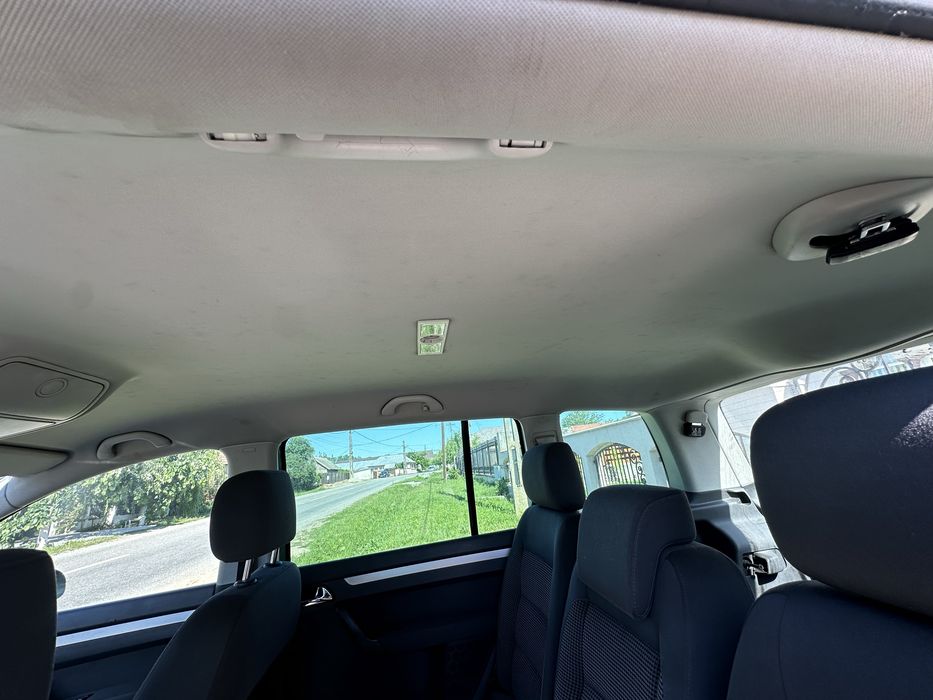 Interior Vw touran 7 locuri