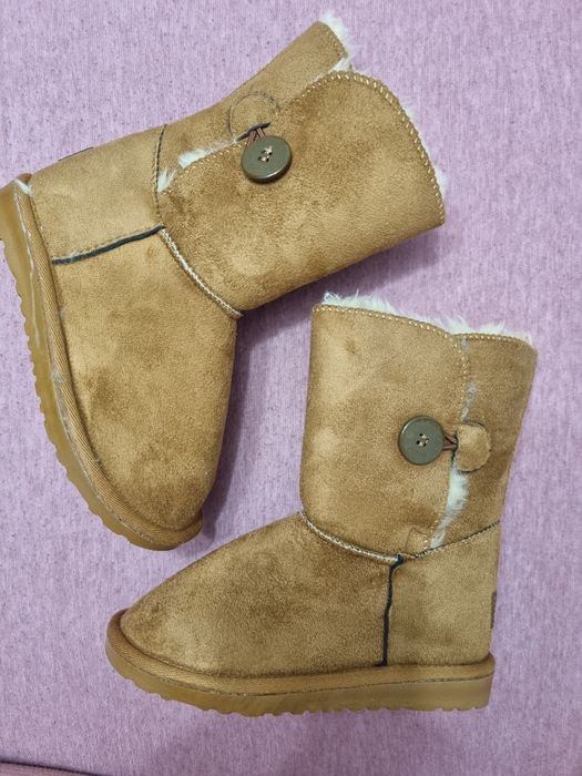 Ugg copii marime 32