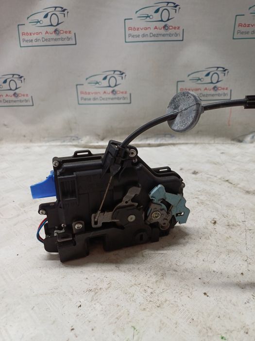 broasca dreapta spate volkswagen touran - motorina 2012