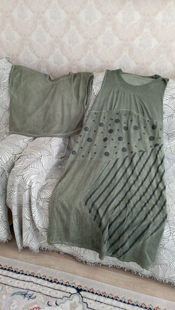 Продам женское  платье с кофтой 56р.