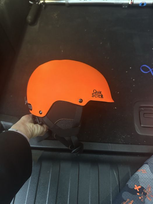 Детска каска Quiksilver – размер 52 см, оранжева