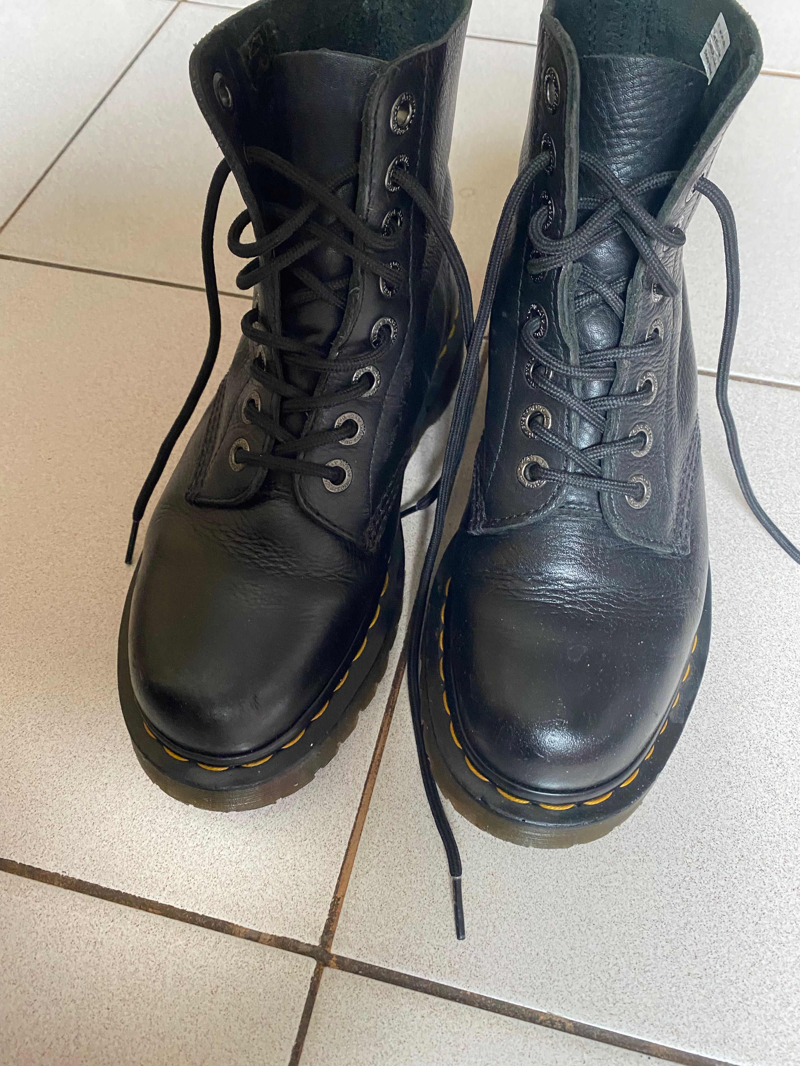 Dr. Martens 1460