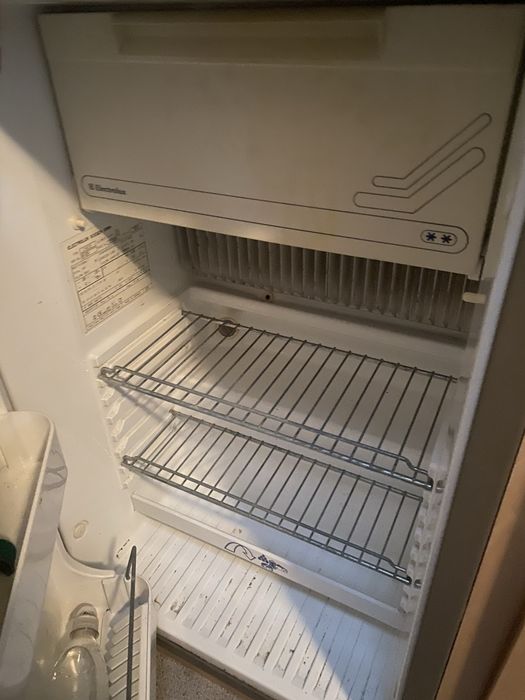 Frigider rulota Gaz 12v 220