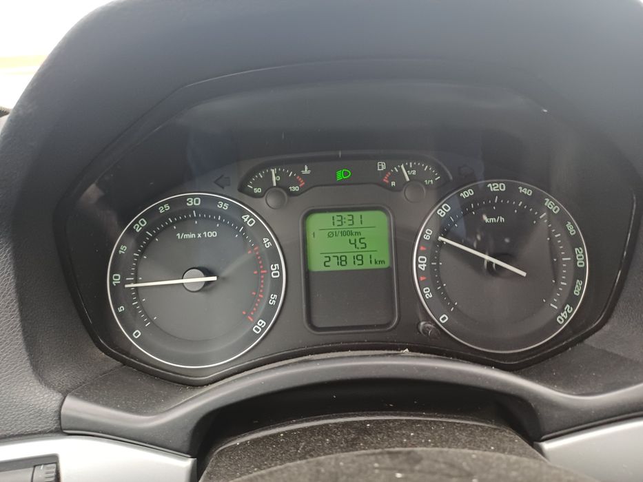 Vând Skoda Octavia 1,9 TDI