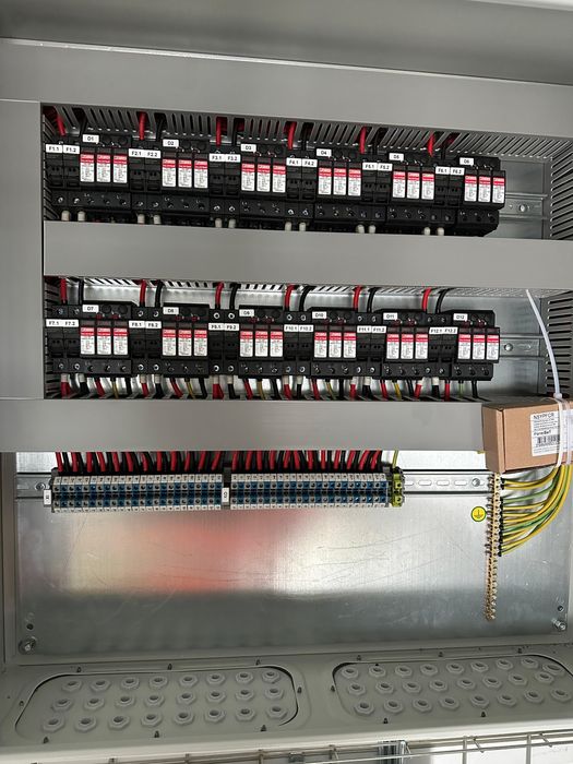 Electrician cu Experienta