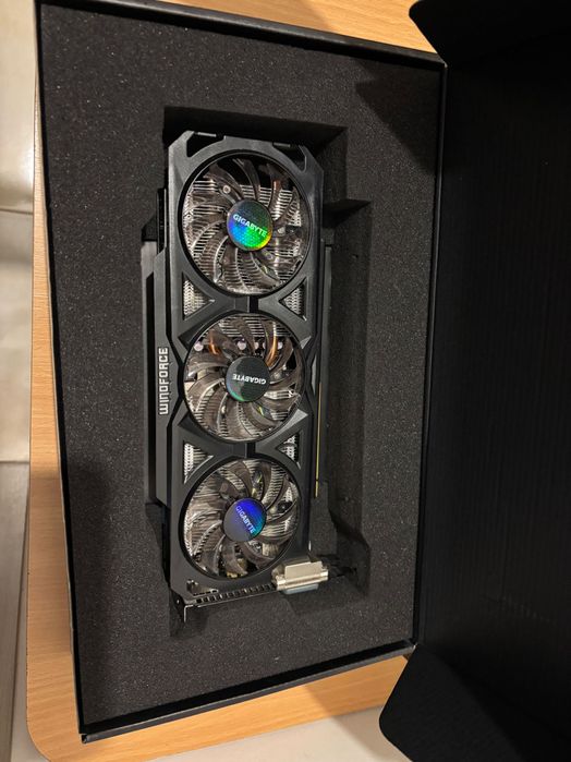 Vand Placa Video Nvidia GTX 760