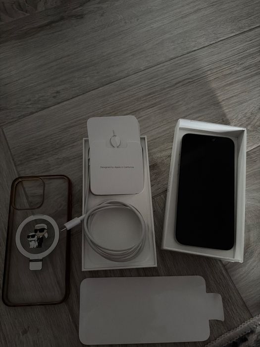 iPhone 15 Pro Max White Titanium 512 GB deblocat