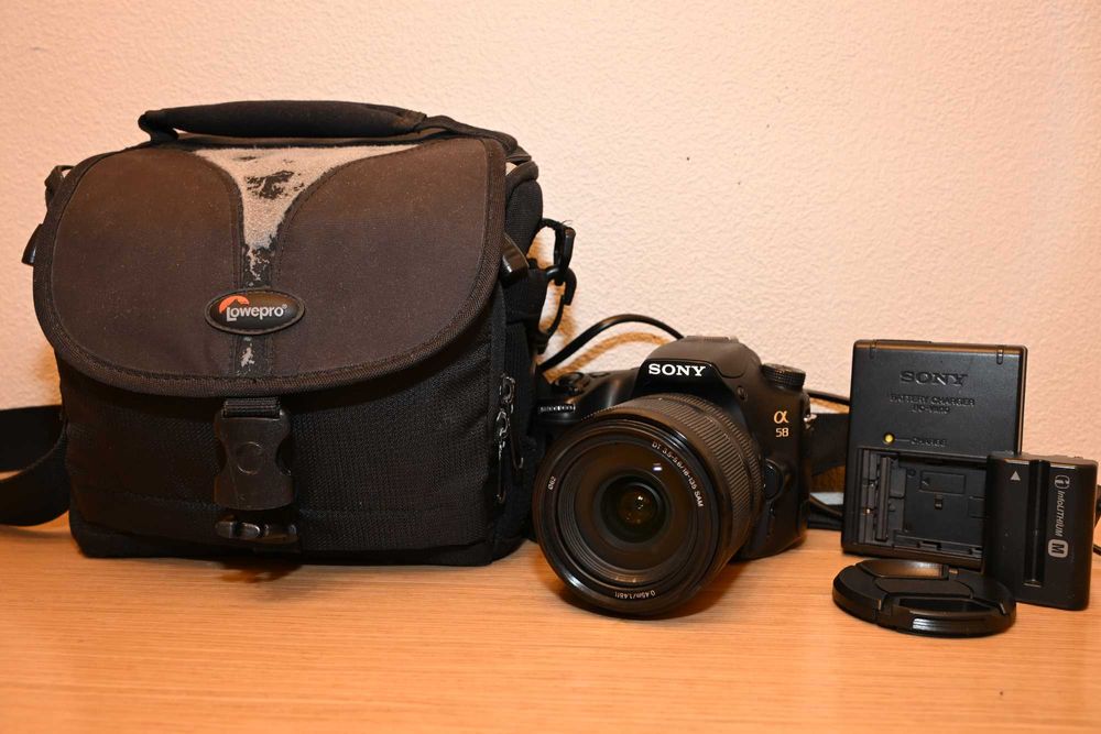 Фотоаппарат Sony Alpha 58 с объективом Sony DT 18-135 мм F3.5-5.6 SAM