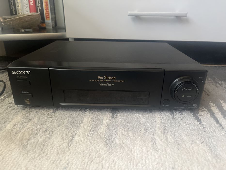 VCR Sony E-30 Pro 3 Head DEFECT