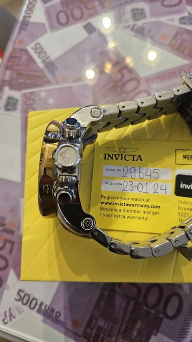 Ceas Invicta venom