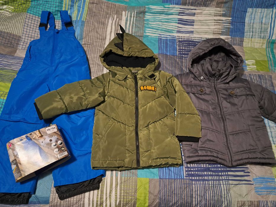 Якета и грейки на символични цени