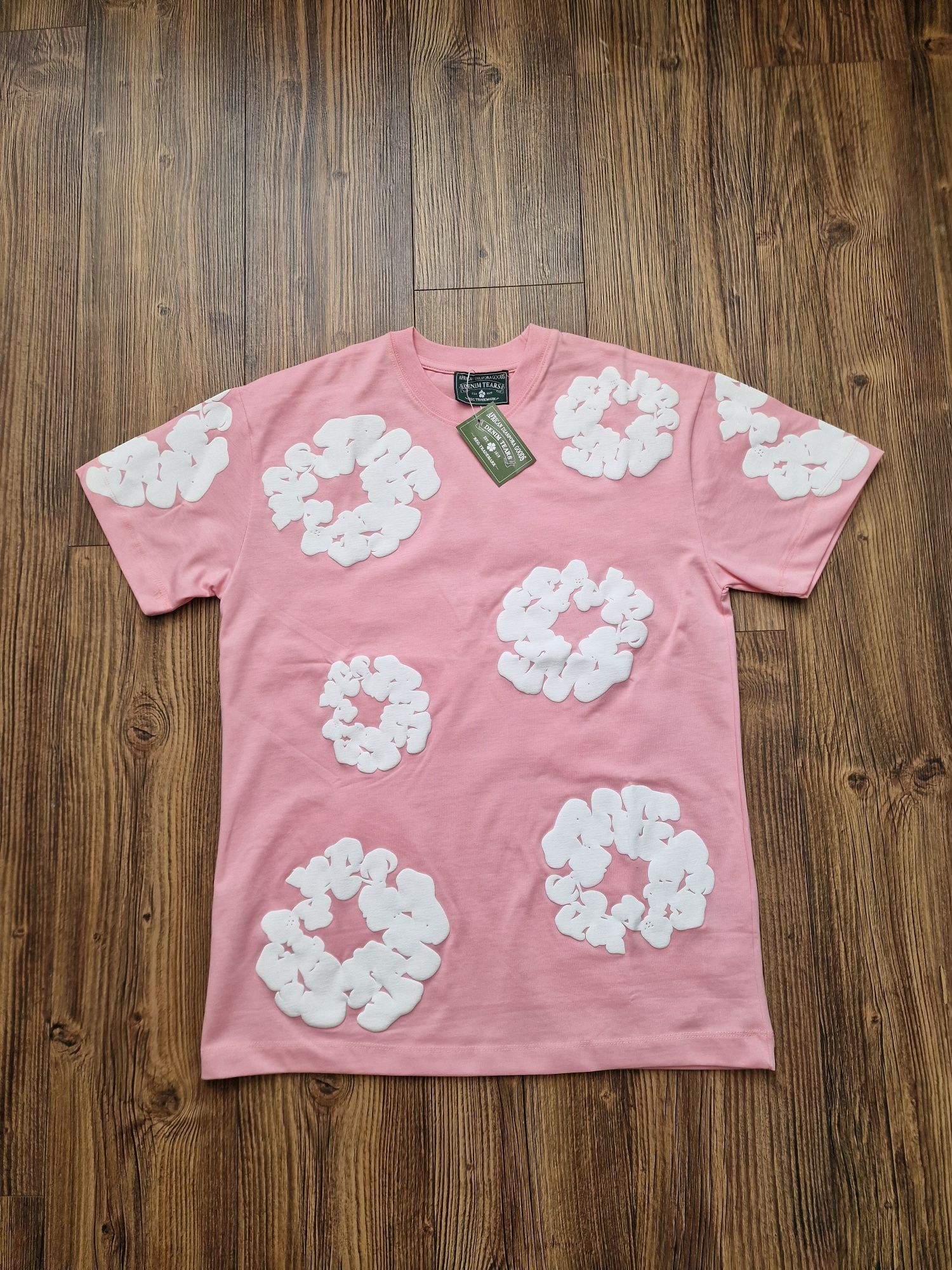 Мъжка тениска DENIM TEARS размер S M L XL 2XL
Най-висок клас материя и