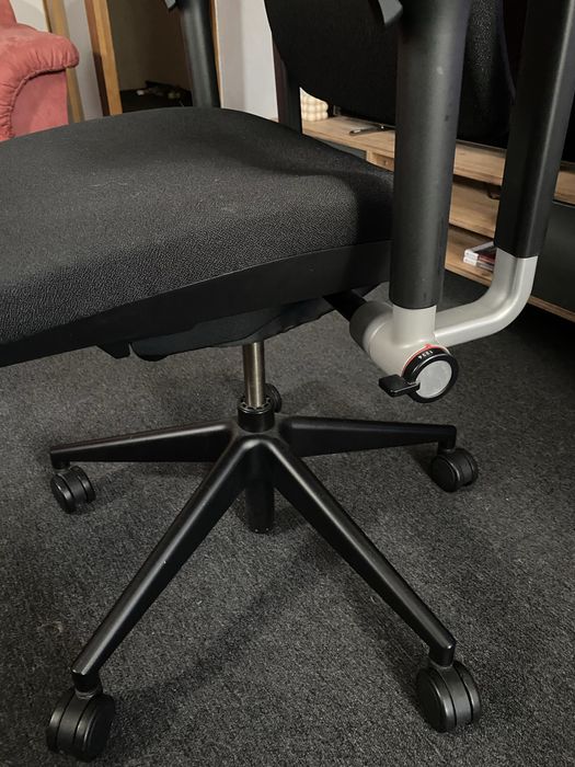 Scaun ergonomic Steelcase Please V2