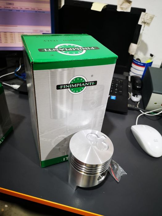 Set motor tractor fiat 211 215 .250 300.311.315 411.415 .615.750.750 p