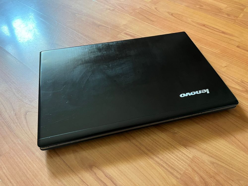 Laptop Lenovo IdeaPad Z710