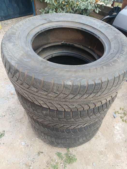 Зимние шины 225 70 р16