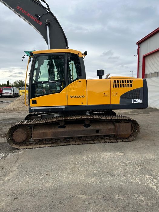 Excavator Volvo pe șenile EC210LC
