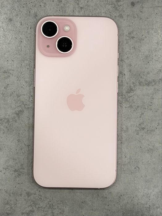 iPhone 15 Pink 100%