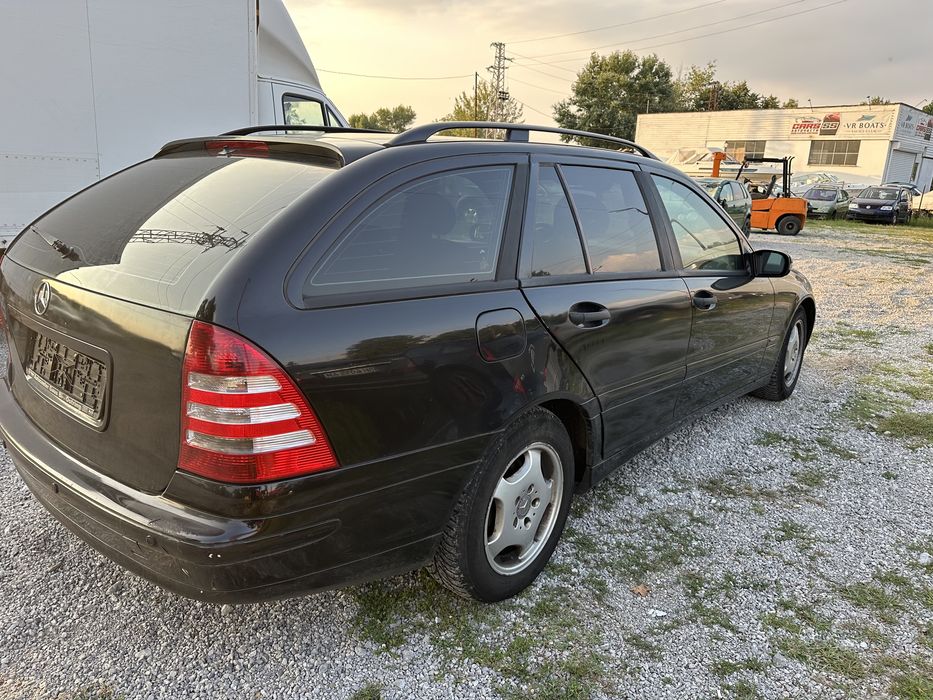 mercedes C 2.2 150 KS 2005  6 ск W203 facelift само на части