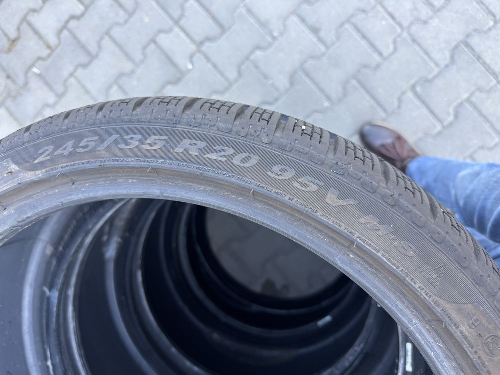 Нови Зимни гуми PIRELLI RSC 245/35/20 275/30/20 DOT3624
