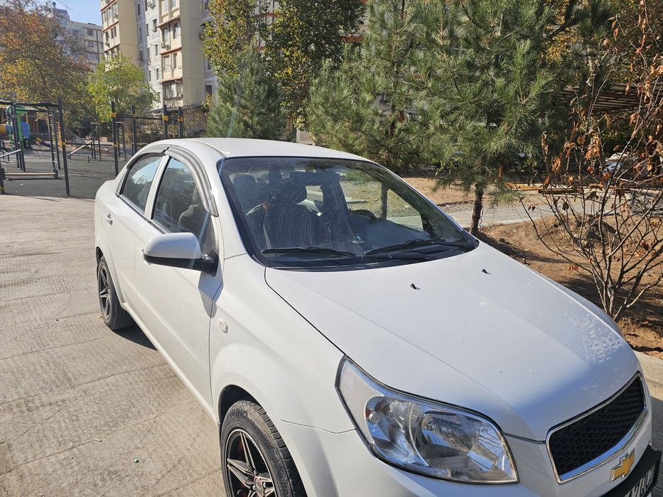 Нексия 3  автомат 2019 й