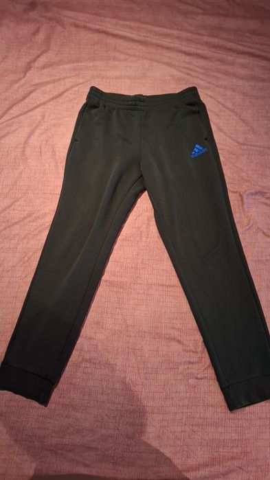 Pantaloni de trening adidas