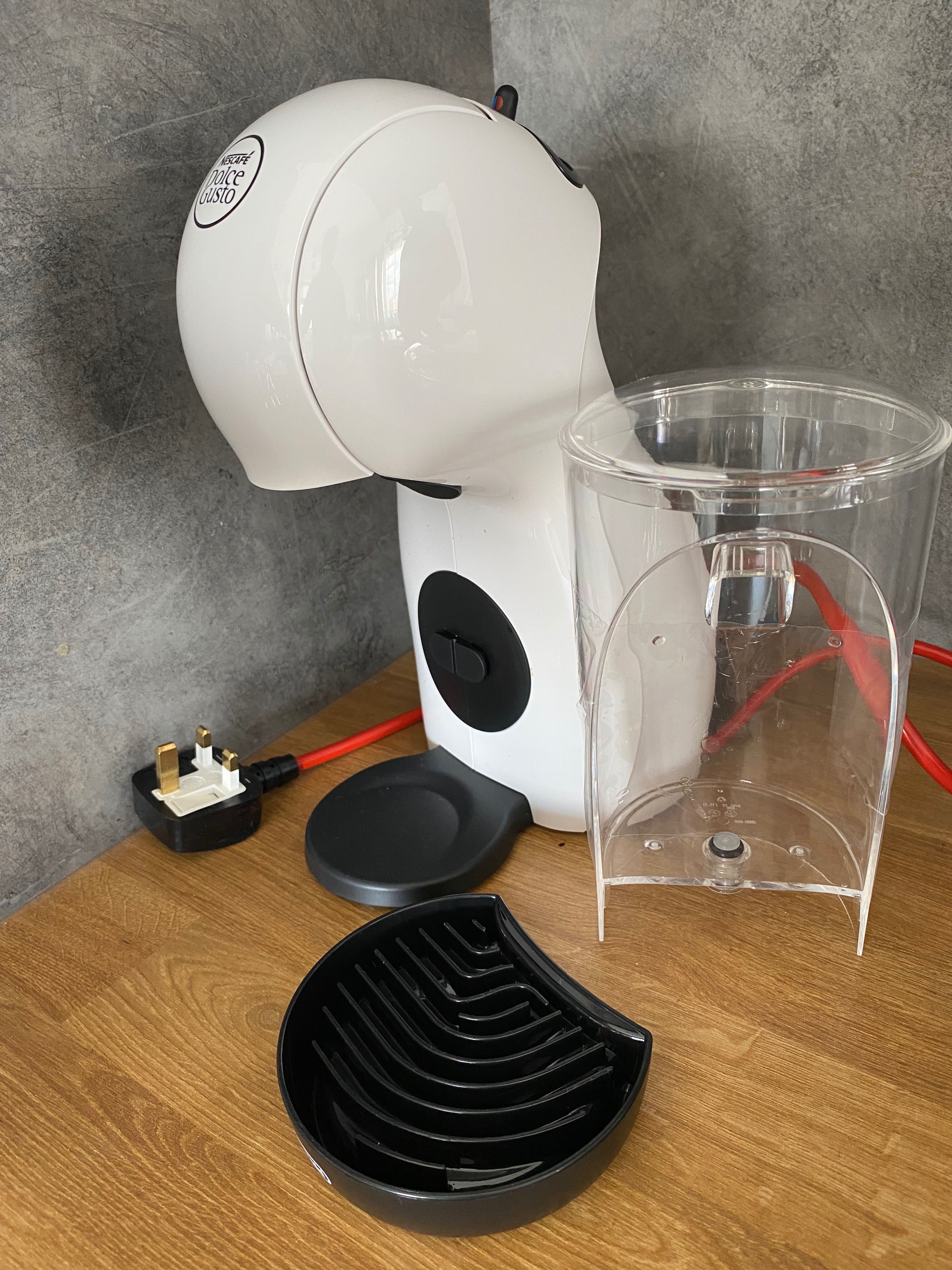 Нова Кафе Машина Delonghi Dolce Gusto Piccolo XS