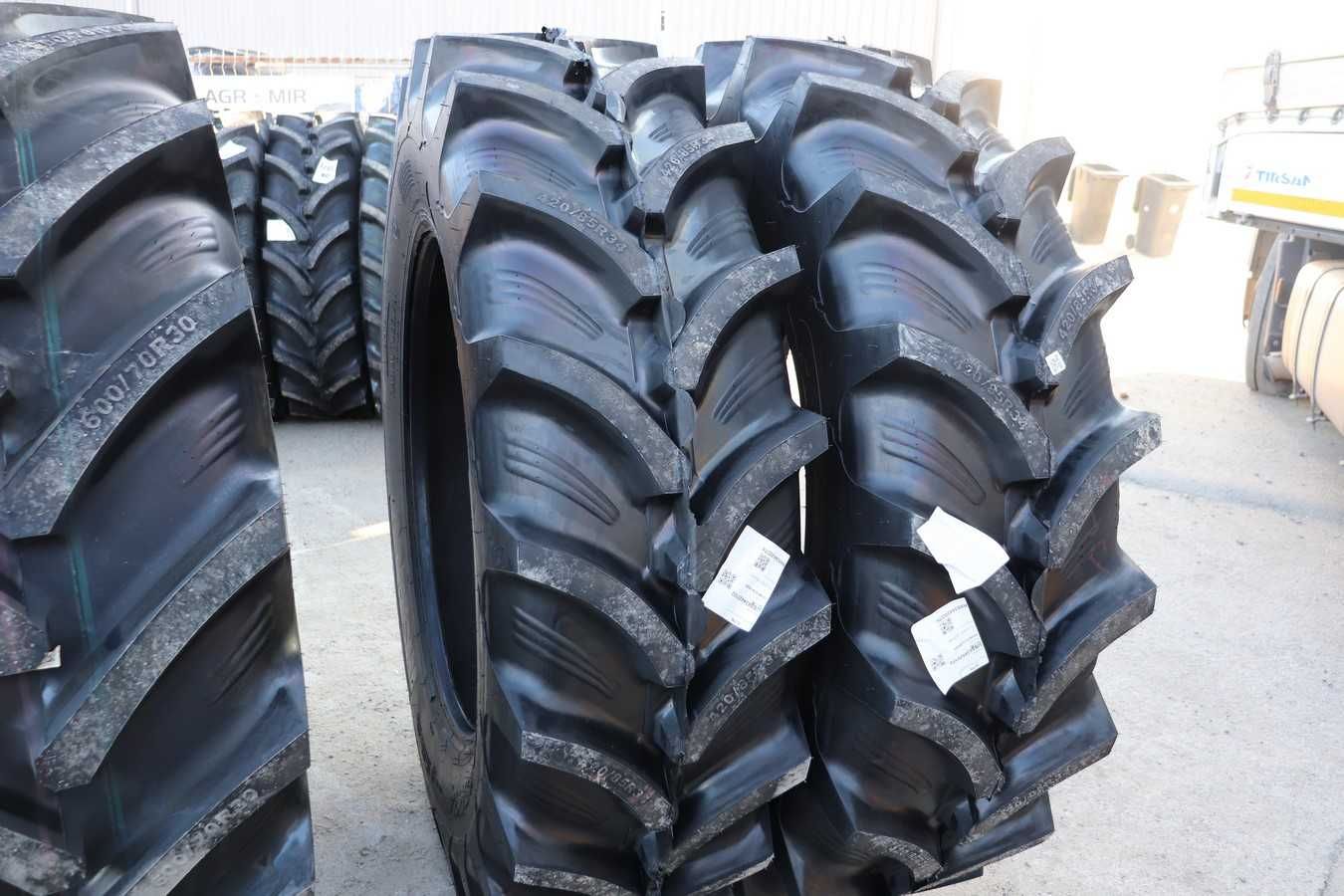 Cauciucuri noi OZKA 420/85R34 anvelope tractor 16.9R34 142A8/139B