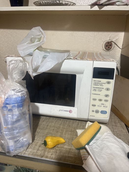 Телевизор микроволновка шкаф все бу