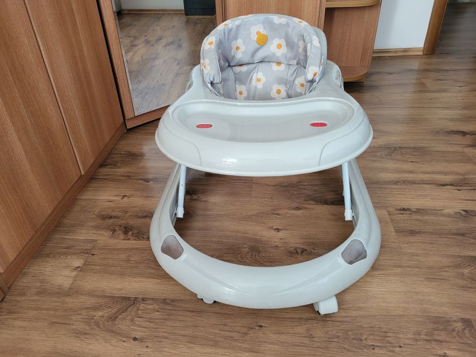 Ходунки Happy baby в отличном состоянии