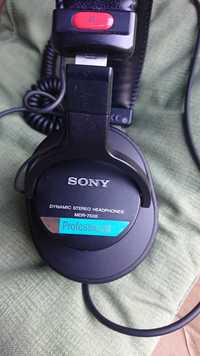 Sony MDR-7506 - слушалки