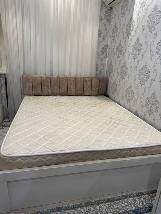 Мебель спалняя, диван