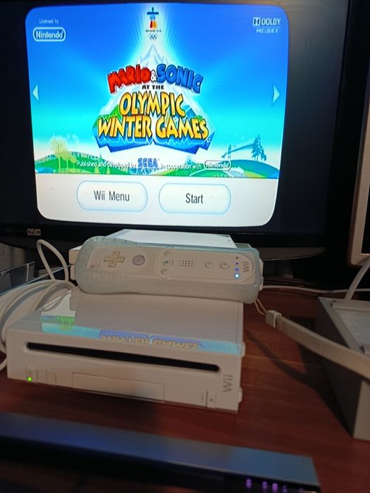 Consola Nintendo Wii + accesorii + jocuri
