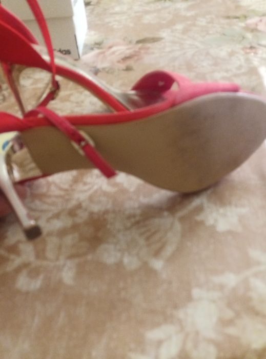 Много хубави официални обувки