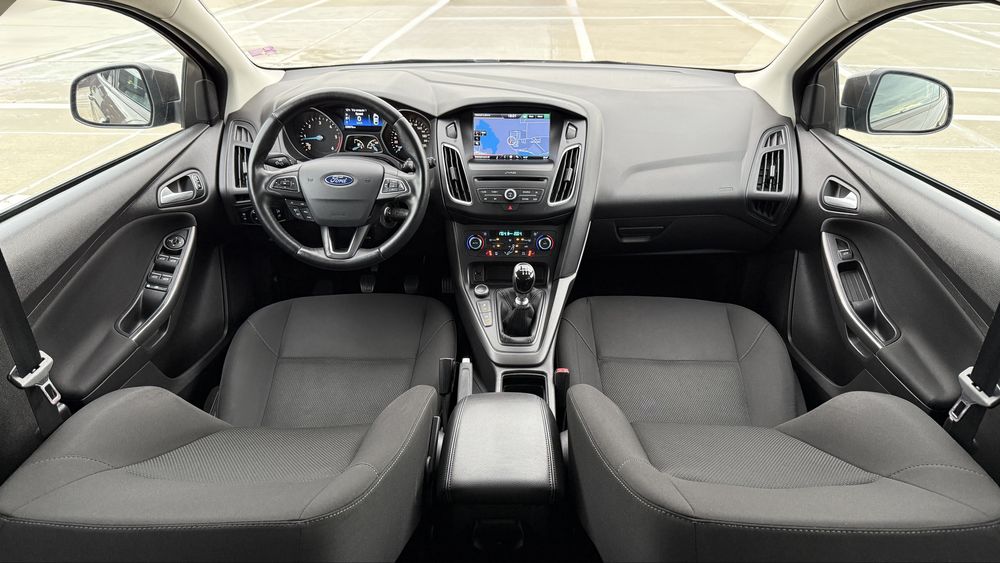Ford Focus 1.5TDCI 120CP Pachet-Iarna Climatronic