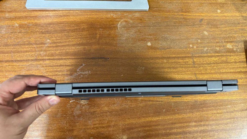 Лаптоп 14" Cepter Twist V2 CPU-I3-1025G1 RAM-8GB NvME 256GB