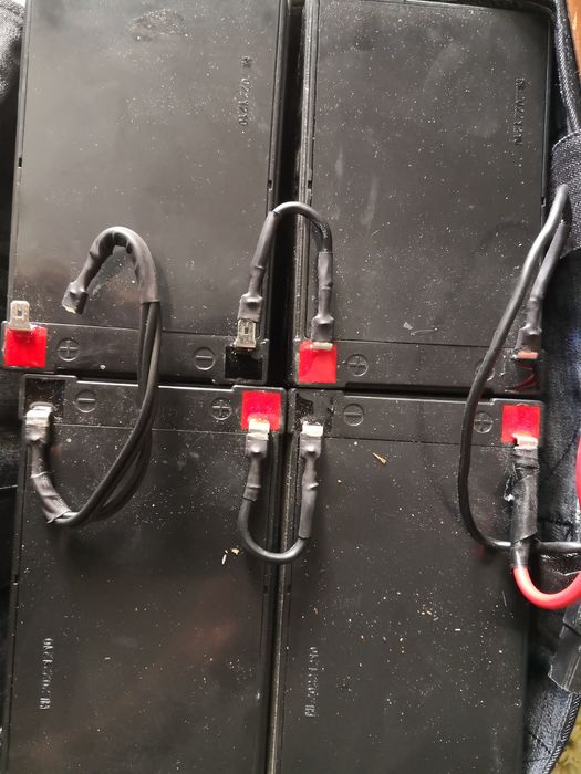 Тягови акумулатори 12V