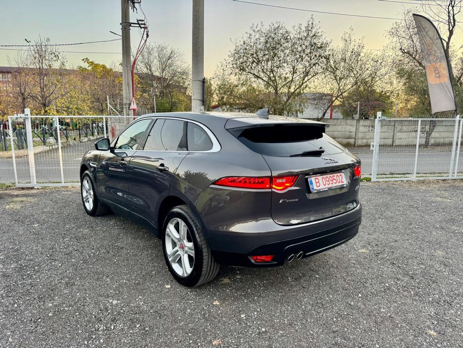 Jaguar F-Pace Automat Diesel 180 CP Ceasuri Digitale. Navigatie Mare