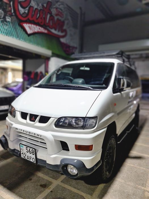 Продам Mitsubishi Delica
