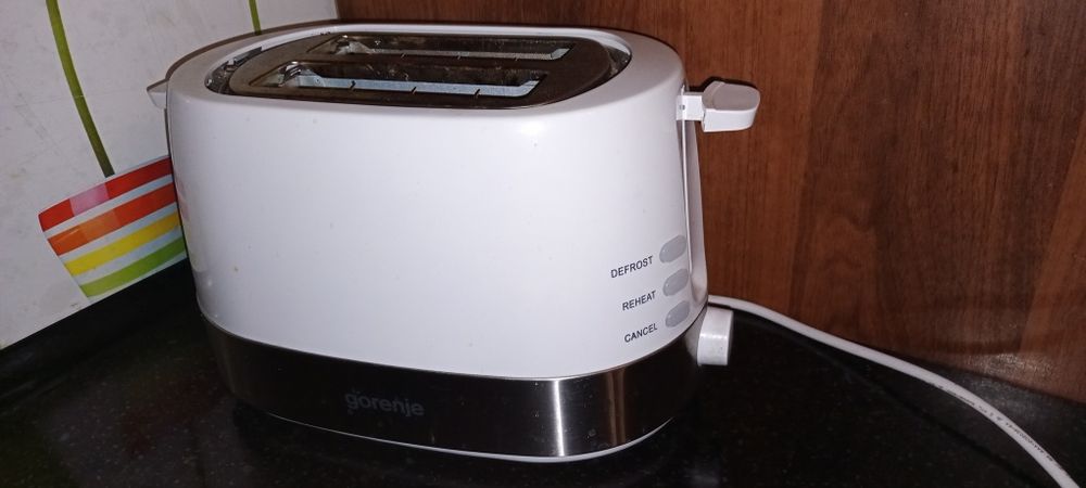 Продам тостер год не прошёл