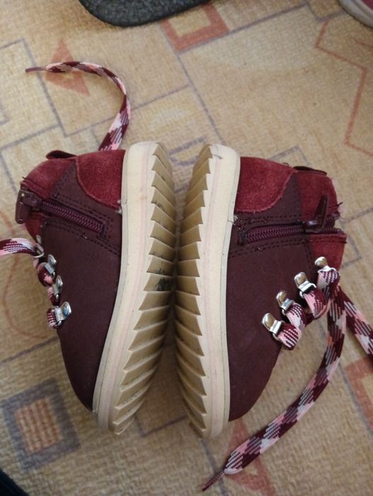 Ghetuțe Zara mărimea 20