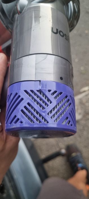 Corp aspirator Dyson V6 Absolute