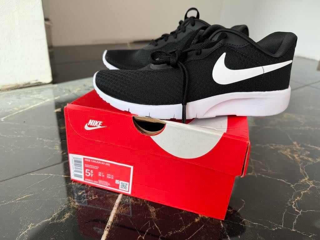 Маркови дамски маратонки / NIKE, FILA, ASICS, PUMA