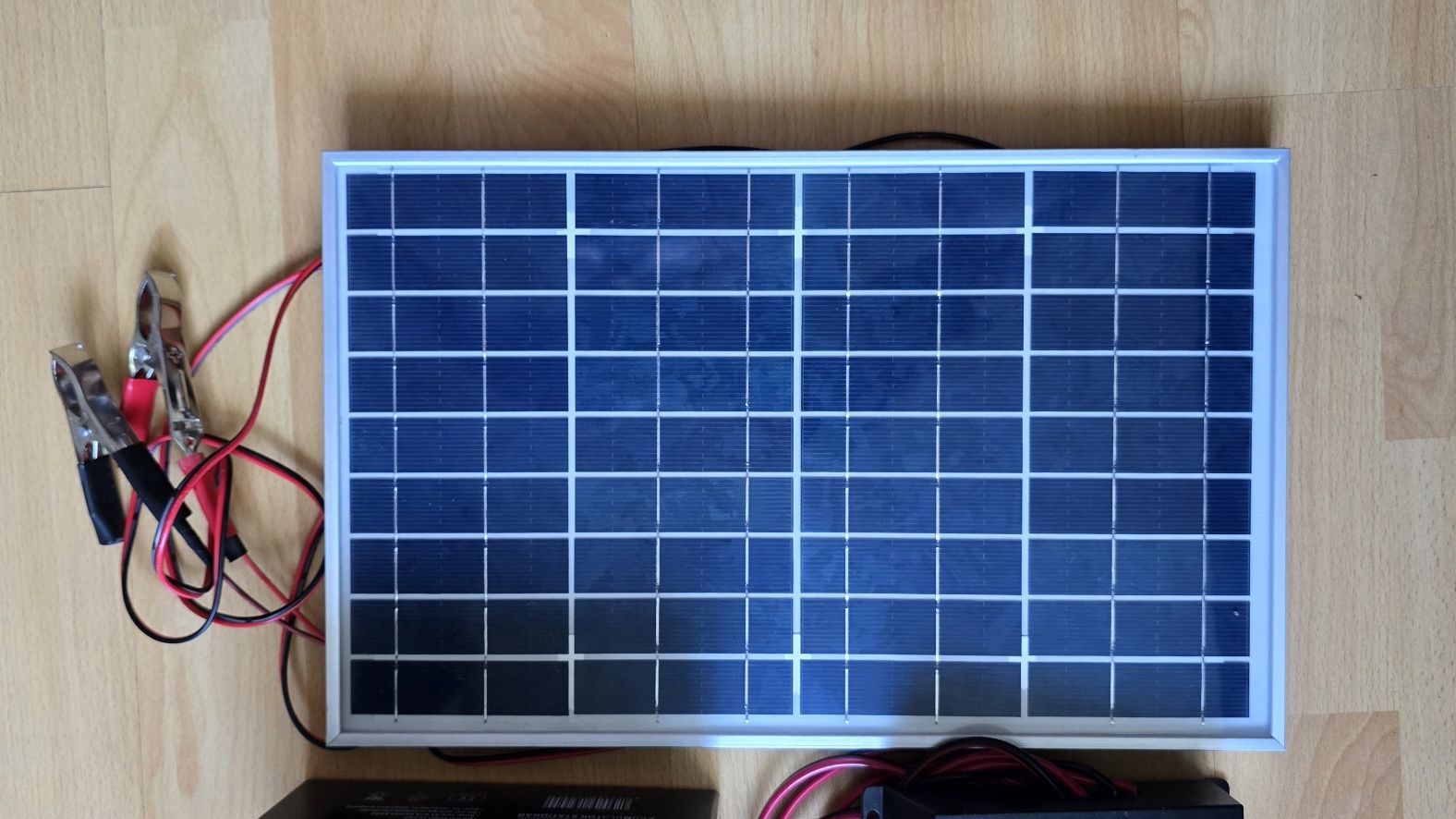 Kit panou solar+ controler+ acumulator